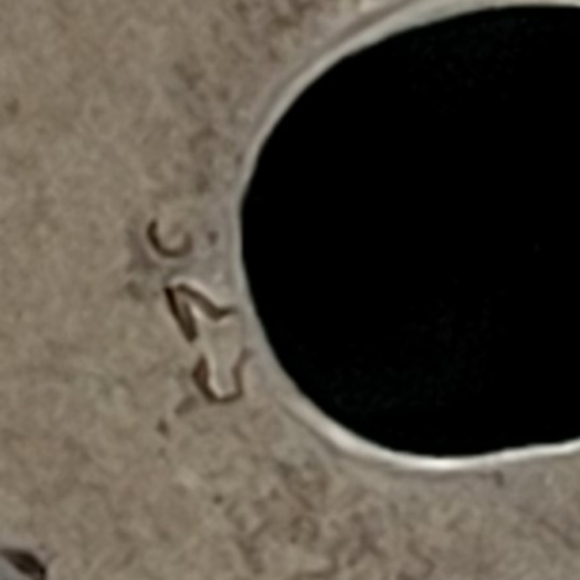 Sterling Silver Pendant - Green Center - Marked - Picture 4 of 9